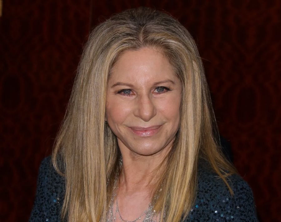 Barbra Streisand plastic surgery (33) Celebrity plastic