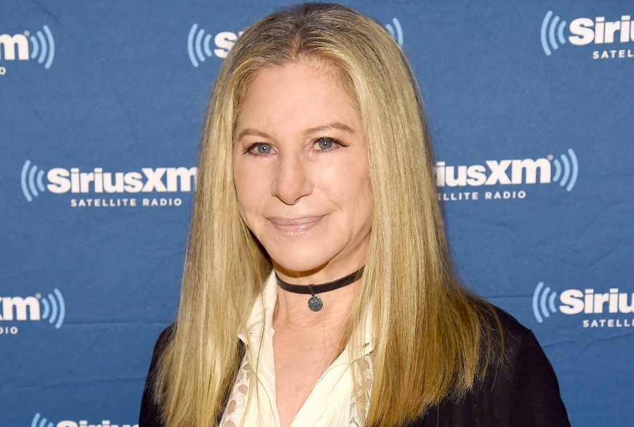 Barbra Streisand plastic surgery (6) Celebrity plastic