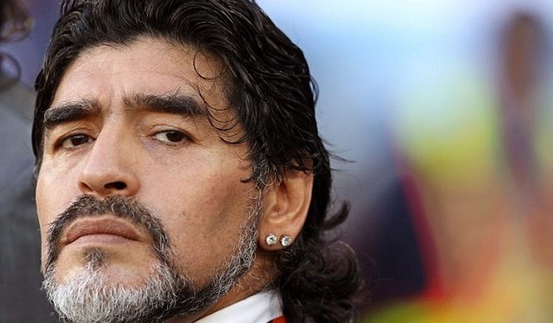 Maradona – Little green – El Pibe de Oro – Golden Boy – Mamadona plastic surgery