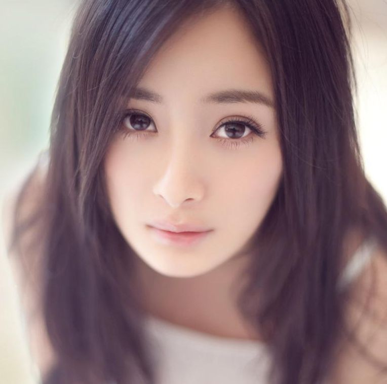 Angelababy 12 years of plastic surgery