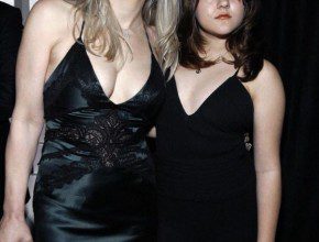 Frances Bean Cobain  plastic surgery and her mum Cortney Love