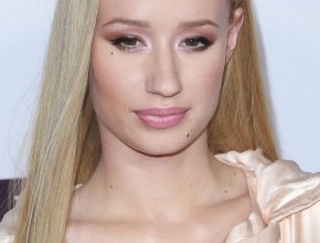 Iggy Azalea plastic surgery 71