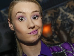 Iggy Azalea plastic surgery 14