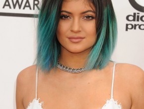 Kylie Jenner plastic surgery 15
