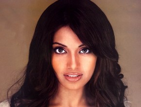 Bipasha Basu before rhinoplasty