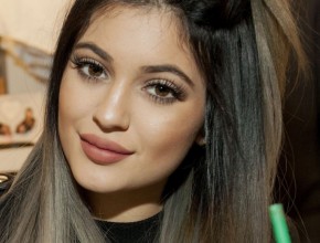 Kylie Jenner plastic surgery 135