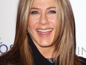 Jennifer Aniston no wrinkles after plastic surgery