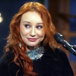 Tori Amos plastic surgery