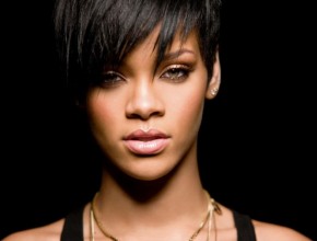 Rihanna plastic surgery 0618