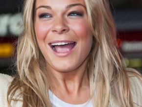 LeAnn Rimes plastic surgery 136