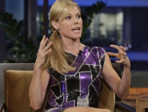 Julie Bowen talking about plastic surgery