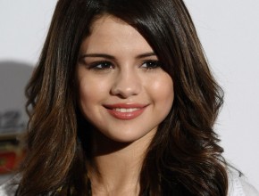 Selena Gomez plastic surgery 03