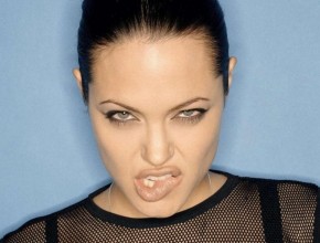 Angelina Jolie Plastic surgery 01