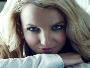 Britney Spears plastic surgery 05
