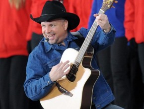 Garth Brooks plastic surgery 01