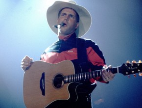 Garth Brooks plastic surgery 06