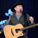 Garth Brooks plastic surgery 09