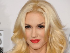 Gwen Stefani plastic surgery 08