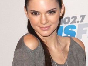 Kendall Jenner plastic surgery 11