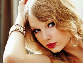 Taylor Swift plastic surgery 14