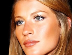 Beautifull Gisele Bundchen before plastic surgery