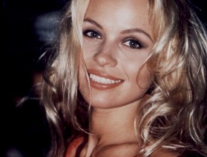 Pamela Anderson before plastic surgery