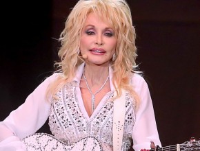 Dolly Parton plastic surgery 03