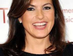 Mariska Hargitay plastic surgery (28)