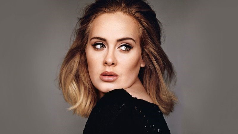 Adele looks great after plastic Surgery