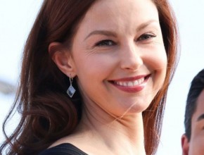 Ashley Judd after Plastic Surgery (25)