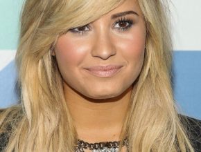 Demi Lovato plastic surgery (14)