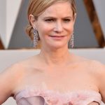 Jennifer Jason Leigh plastic surgery (18)