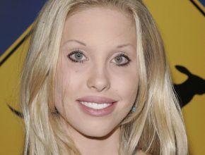 Chloe Lattanzi plastic surgery 44