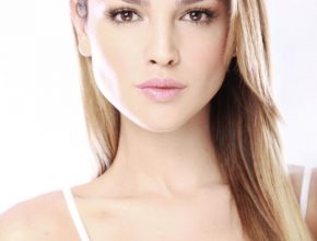 Eiza Gonzalez plastic surgery 14