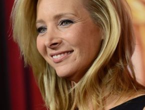 Lisa Kudrow plastic surgery 43