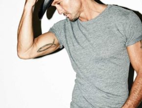 Tim Mcgraw plastic surgery 40