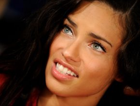 Adriana Lima plastic surgery 31