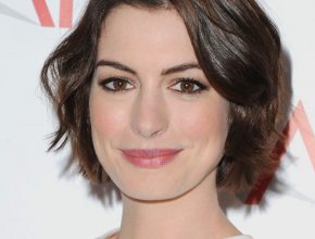 Anne Hathaway Plastic Surgery 28