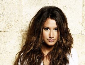 Ashley Tisdale plastic surgery 2