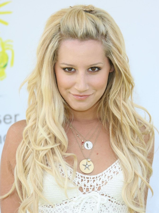 Ashley Tisdale plastic surgery