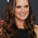 Brooke Shields plastic surgery 31