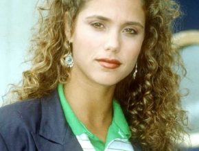 Elizabeth Berkley plastic surgery 32