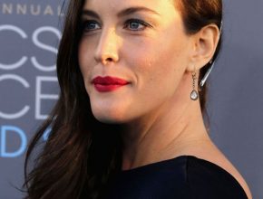 Liv Tyler plastic surgery 25