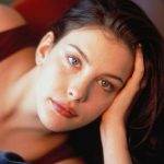 Liv Tyler plastic surgery 44