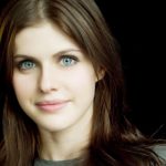 Alexandra Daddario plastic surgery (18)