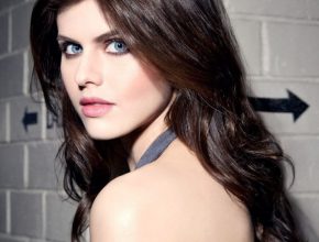 Alexandra Daddario plastic surgery (35)