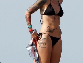 Ruby Rose plastic surgery (19)