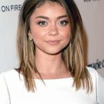 Sarah Hyland plastic surgery (22)