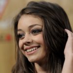 Sarah Hyland plastic surgery (4)