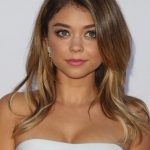 Sarah Hyland plastic surgery (9)